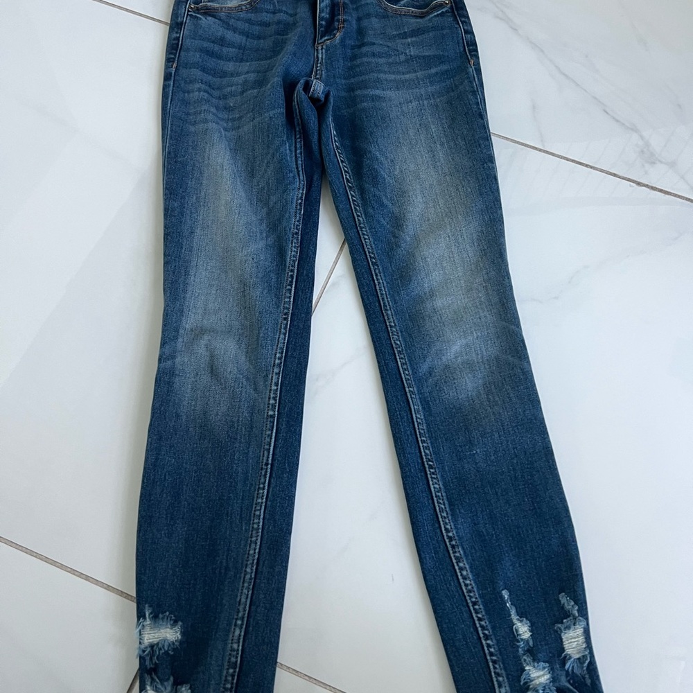 Hidden Jeans